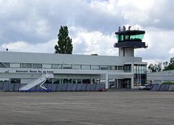 tours val de loire airport