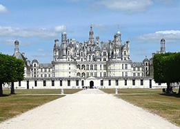 chateau of chambord in the loire valley